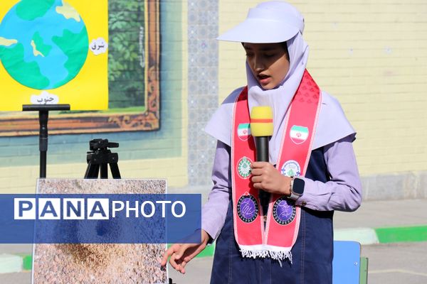 برگزاری برنامه نمادین استانی و مانور تشکیلاتی یاوران انقلاب در خراسان رضوی