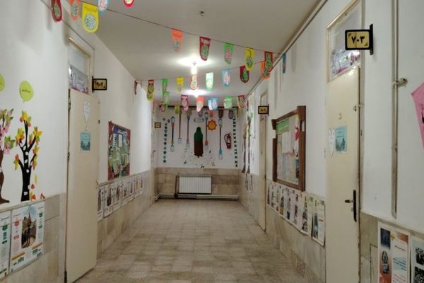 آماده سازی آموزشگاه شهید مجید دهنوی به مناسبت دهه فجر و نیمه شعبان