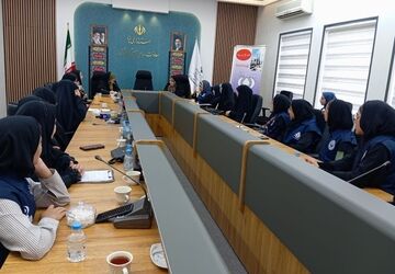 تجلیل از فعالان خبرگزاری پانا یزد در استانداری