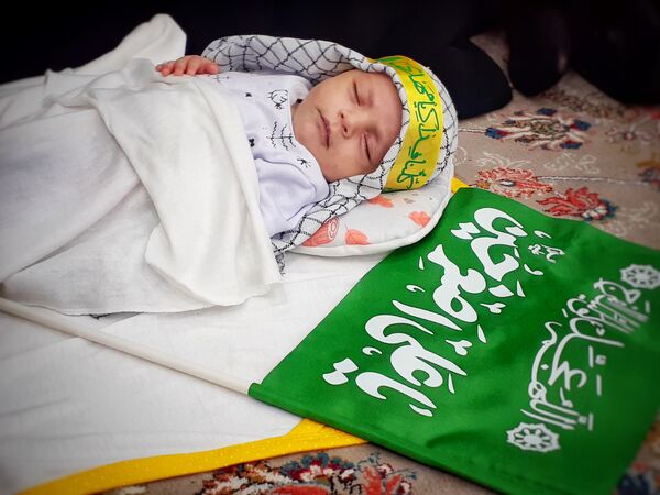 حماسه عشق و وفا در جمع شیر‌خوارگان حسینی