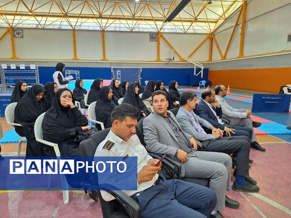 چهارمین دوره رقابت‌های روشهای اموزش علمی و مهارتی مراقبین سلامت