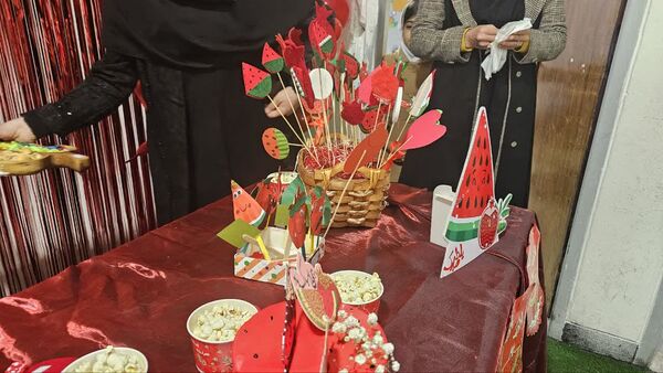 جشن یلدایی در مدرسه دکتر عسکریان یاسوج