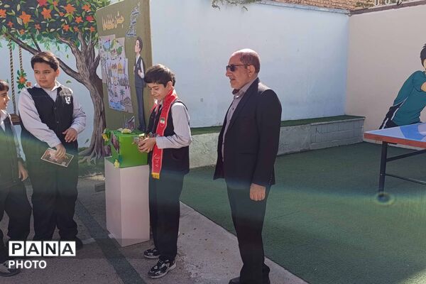 جشن عاطفه‌ها در دبستان ایمان همزمان با سراسر کشور
