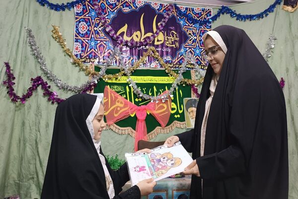 مدارس ورامین در سالروز ولادت حضرت زهرا(س) غرق در شور و جشن 