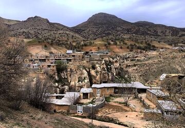 روستای قلعه‌سوخته؛ نگینی تاریخی در اعماق کوه‌های زاگرس 