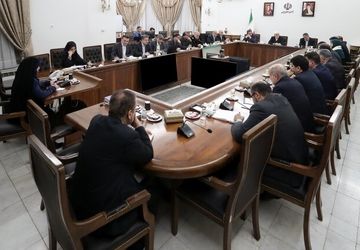 با سازوکار مشخصی با جمع شدن کالاها از قفسه فروشگاه‌ها مقابله شود