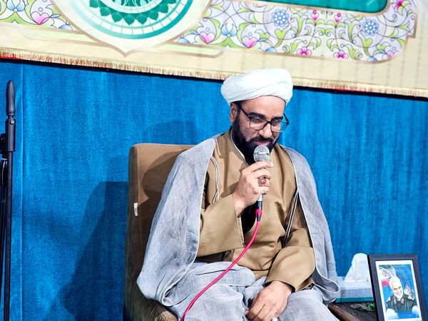 جشنی ماندگار در مهدیه عنبرآباد با طنین نام علی (ع)