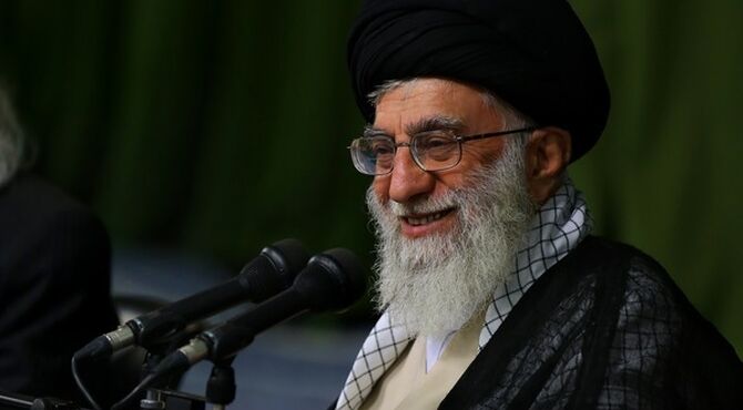 وداع با خورشید پنهان، روایتی از آسمانی شدن رهبر حکیم انقلاب اسلامی
