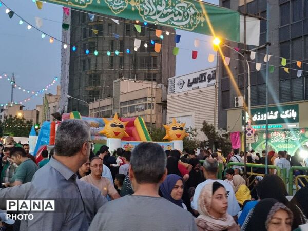 تهران غرق در نور و شادی در «مهمانی ۱۰ کیلومتری»؛ تجلی بیعت پایتخت‌نشینان با ولایت