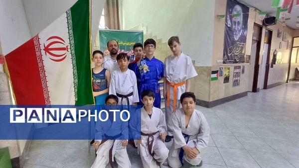 انتخابات انجمن ورزشی و المپیاد دانش‌آموزی دبیرستان اندیشه شاهد 