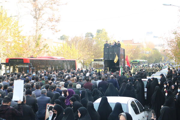 تشییع و تدفین پیکر شهید گمنام در اداره کل آموزش و پرورش شهر تهران