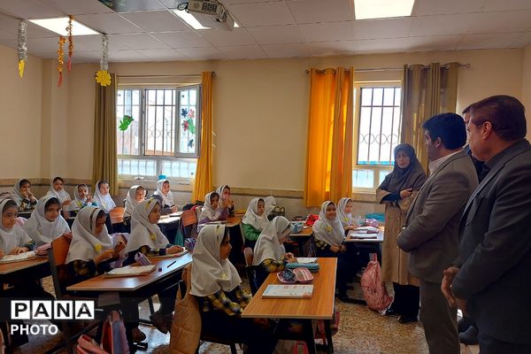 جشنواره بازی‌ وارسازی مدارس منطقه کهریزک 