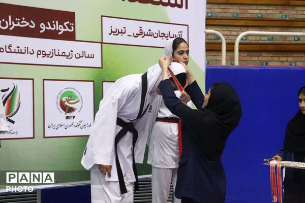 برگزاری المپیاد تکواندو دختران در دانشگاه تبریز