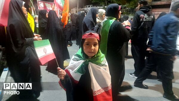 آینده‌سازان شازند در میدانِ اتحاد؛ نسل چهارمی‌ها پای‌کار اقتدار ایران