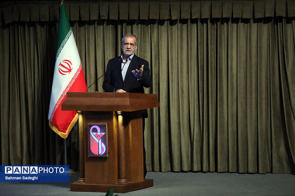 مراسم روز پزشک با حضور رئیس جمهوری