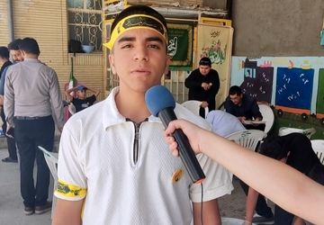 توزیع غذای گرم بین نیازمندان توسط دانش آموزان استان 