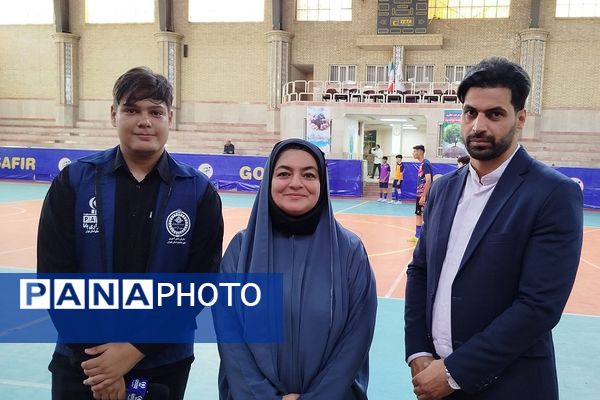 برگزاری اردوی انتخابی تیم ملی دانش آموزی فوتسال با حضور جمعی از مسئولان در ناحیه دو شهرری 