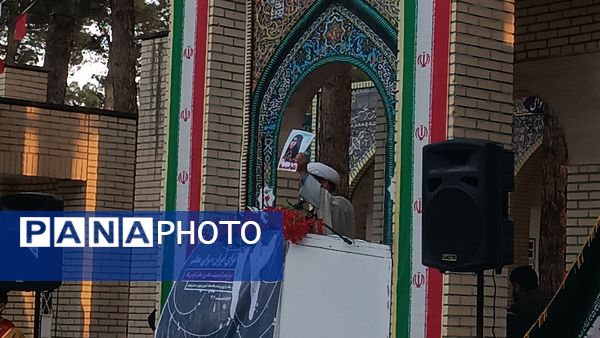 مراسم غبارروبی لاله زار شهرستان نیشابور به مناسبت گرامیداشت هفته معلم 