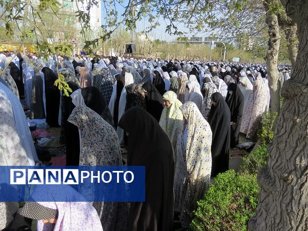 اقامه نماز عید فطر در شهرستان بجنورد 
