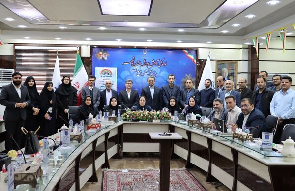نشست خبری معاون وزیر و رئیس سازمان مدارس و مراکز غیر دولتی و توسعه مشارکت‌های مردمی وزارت آموزش و پرورش در بوشهر
