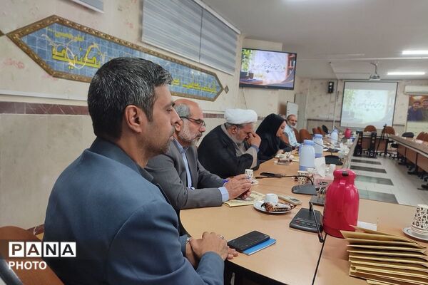 جلسه کارگروه ائتلاف نماد با محوریت بررسی و رسیدگی به آسیب‌های اجتماعی در شهرستان قدس