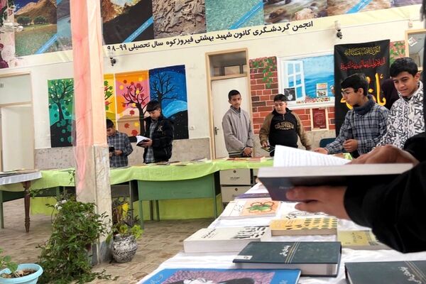 هفته کتاب با سه رویداد فرهنگی در شهرستان فیروزکوه کلید خورد