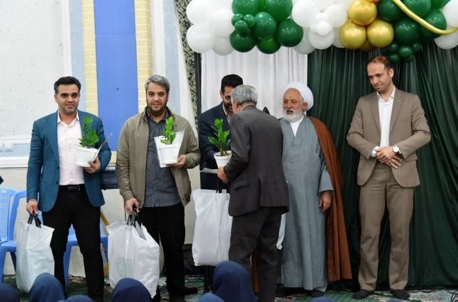 برگزاری جشن اعیاد شعبانیه در دبستان دخترانه حاج غلامرضا زارعشاهی میبد