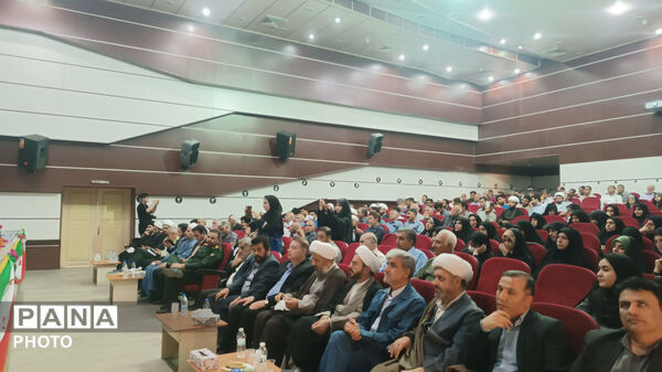 همایش کارگزاران مساجد شهرستان پلدختر در سالن ارشاد 