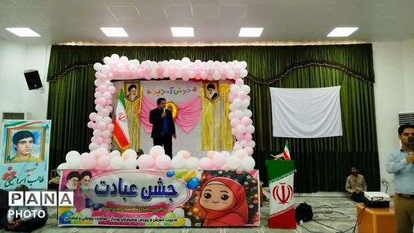 شکوه بندگی هزار روزه‌اولی در مصلی رودبار جنوب