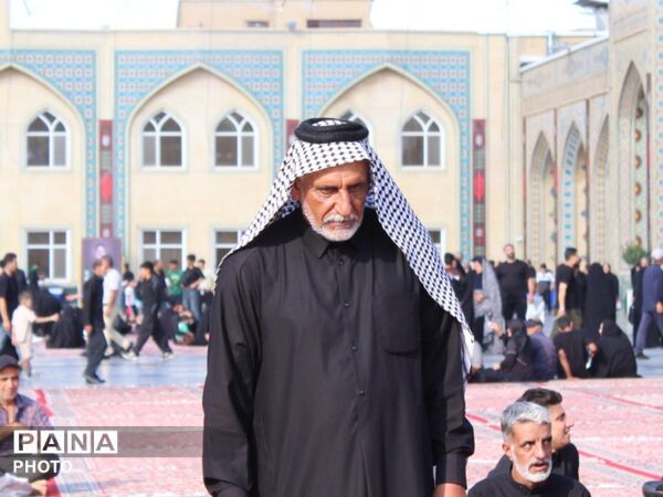 بارگاه منوّر رضوی در سالروز شهادت امام رضا (ع) یکپارچه سیاهپوش و لبریز از سوز و گداز عزاداران شد