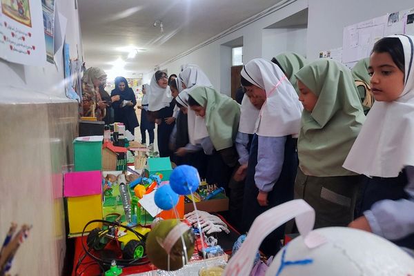 هفته پژوهش در مدرسه شهید معظم شهرستان قدس