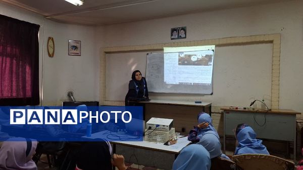  دوره مقدماتی خبرنگاری در پژوهشسرای دانش‌آموزی ناحیه۶ مشهد