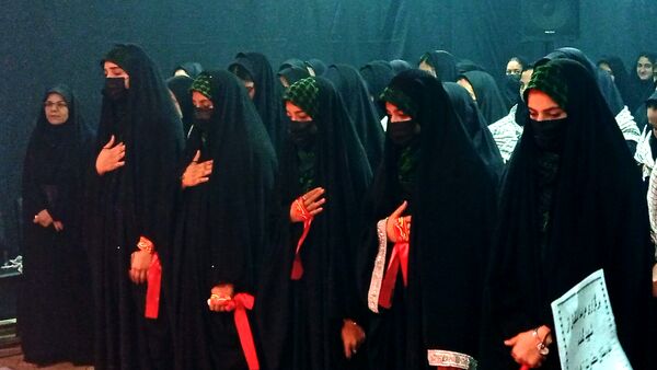 رویداد «لاله‌های روشن» همراه با استقبال از شهید گمنام