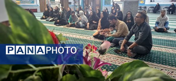 جلسه انجمن اولیاء ومربیان دبستان نیایش