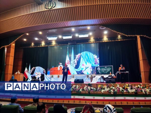 بزرگداشت مقام معلم در منطقه ۱۵