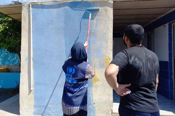 بچه‌ها پای کار زیبا سازی مدارس کم برخوردار در راستای عدالت آموزشی 