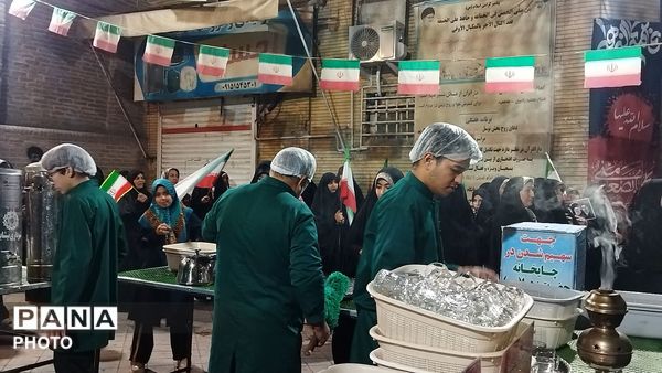چایخانه فاطمه الزهرا در هشتاد و دومین شب از اجتماعات مردمی نیشابور 