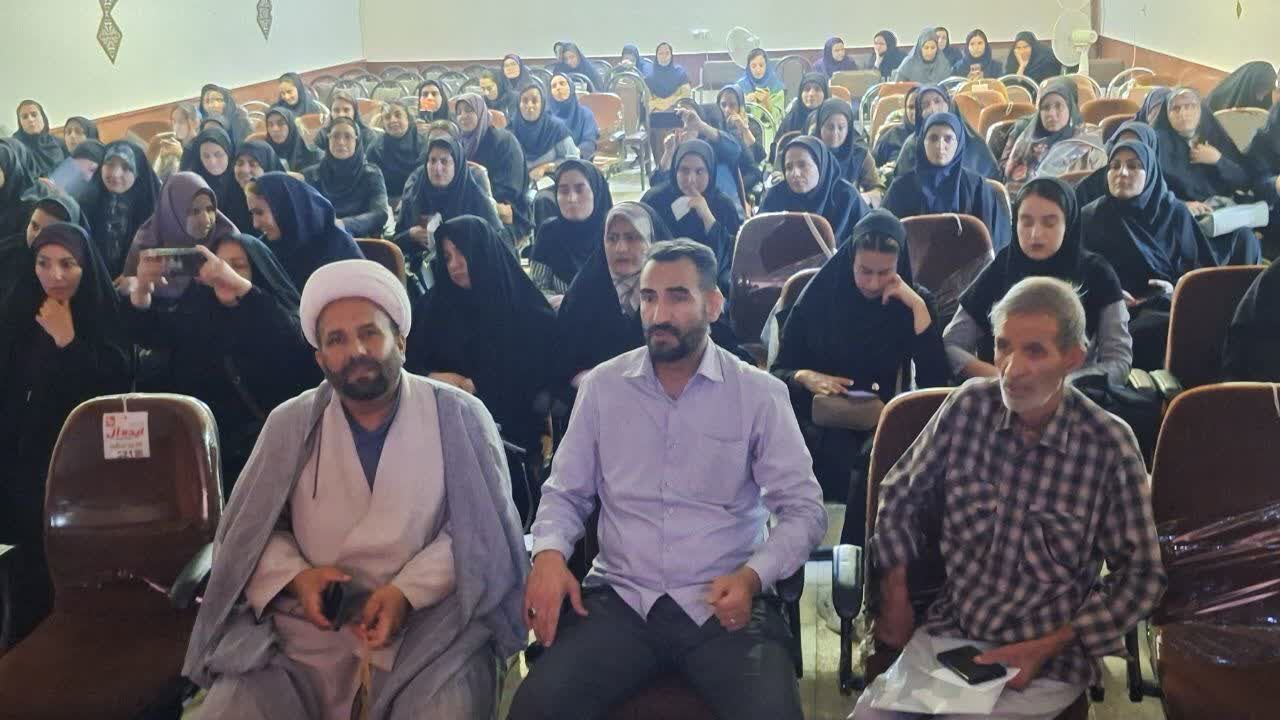 دوره توانمند سازی مربیان پیش‌ دبستانی در بروجرد
