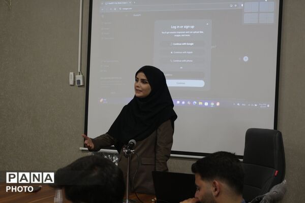 کارگاه آموزشی هوش مصنوعی ویژه معلمان مدارس شاهد پسرانه، جماران و صیفی‌کار