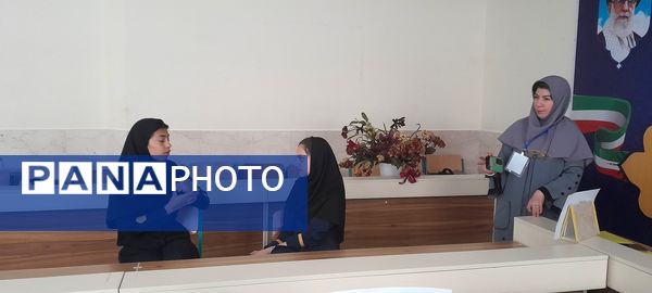 افتتاحیه جشنواره نوجوان خوارزمی در مرکز پرورش استعدادهای درخشان فرزانگان ملارد