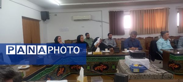 تقدیر از دانش‌آموز خبرنگار پانا در جویبار 