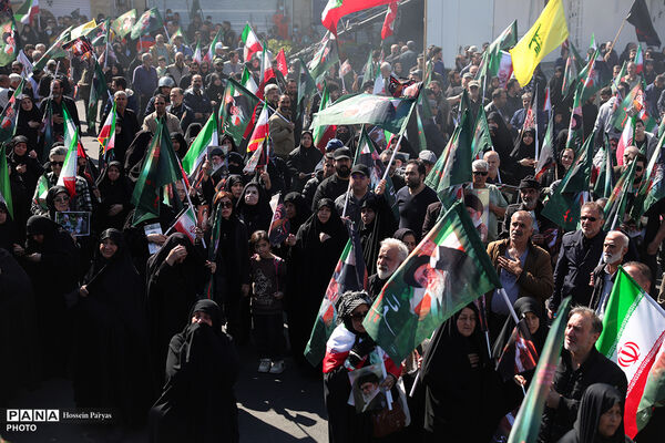 چهلمین روز شهادت رهبر شهید انقلاب اسلامی - تهران