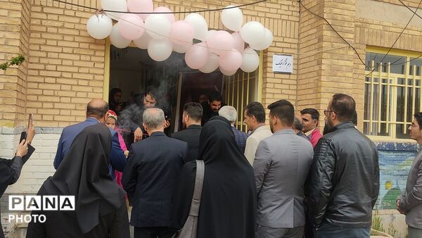 افتتاحیه نمایشگاه دانش‌آموزان کوشش دستنا