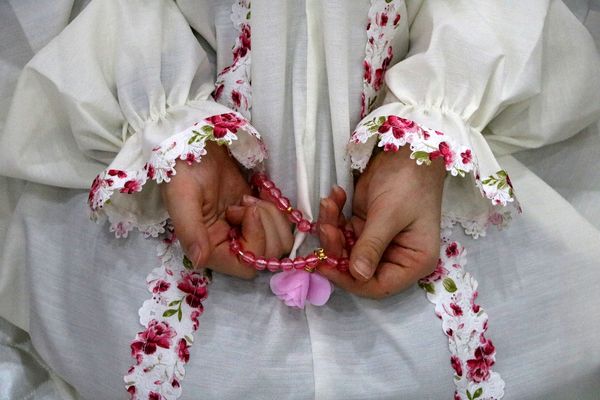 جشن فرشته‌ها، جشن بندگی 