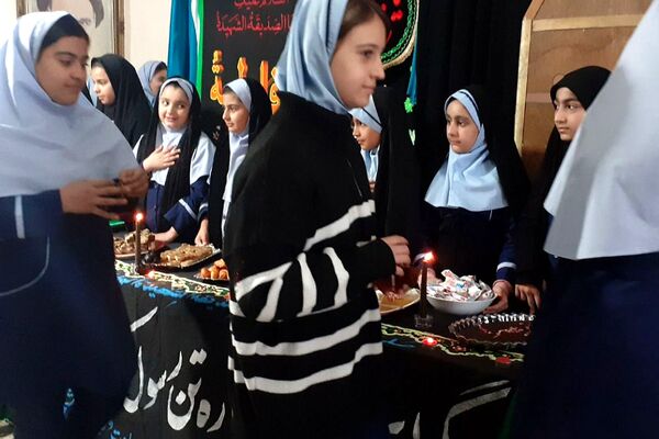مراسم سوگواری شهادت حضرت فاطمه(س) در مدارس ناحیه 2 بهارستان