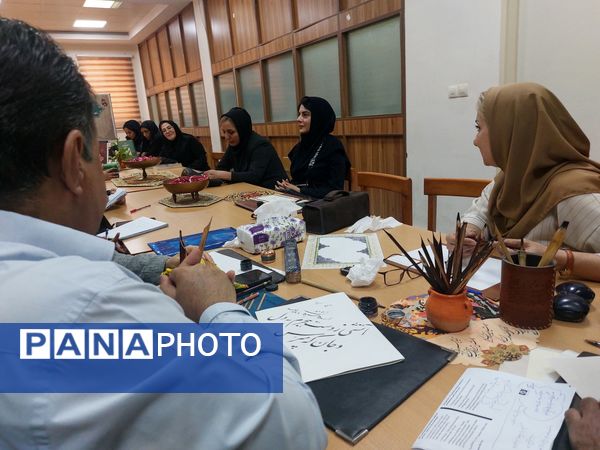 گردهمایی هنرمندان به مناسبت بزرگداشت استاد شهریار در شهرستان حاجی آباد