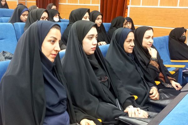 کارگاه مهارت افزایی و ترویج فرهنگ نماز ویژه معاونین پرورشی قرچک