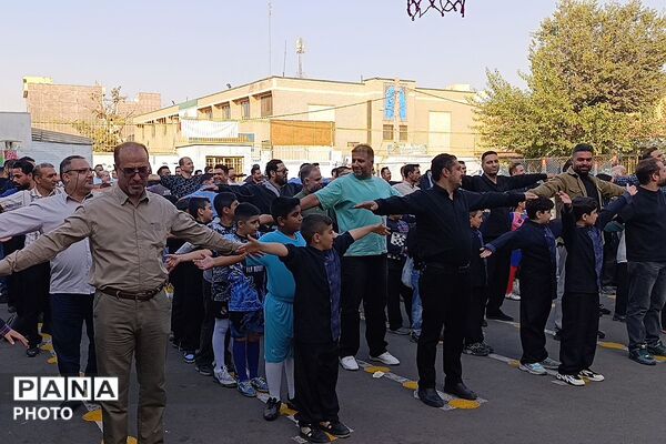 مسابقات ورزشی پدر پسری در دبستان امام علی (ع) شهرری