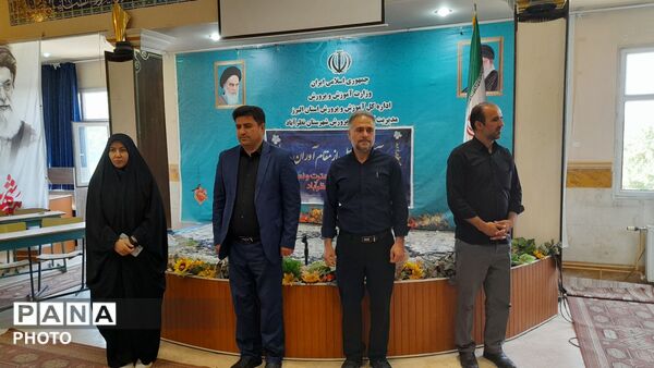 تجلیل از دانش‌آموزان برتر قرآنی شهرستان نظرآباد 