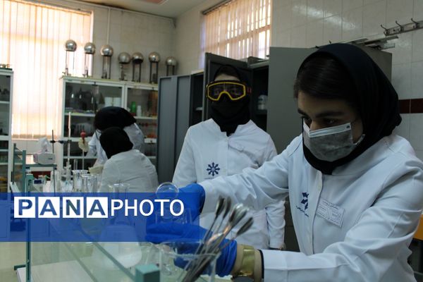 برگزاری مسابقات آزمایشگاهی دانش آموزی استان چهارمحال و بختیاری به میزبانی شهرستان بن 
